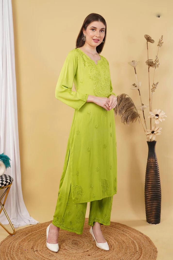 Parrot Green