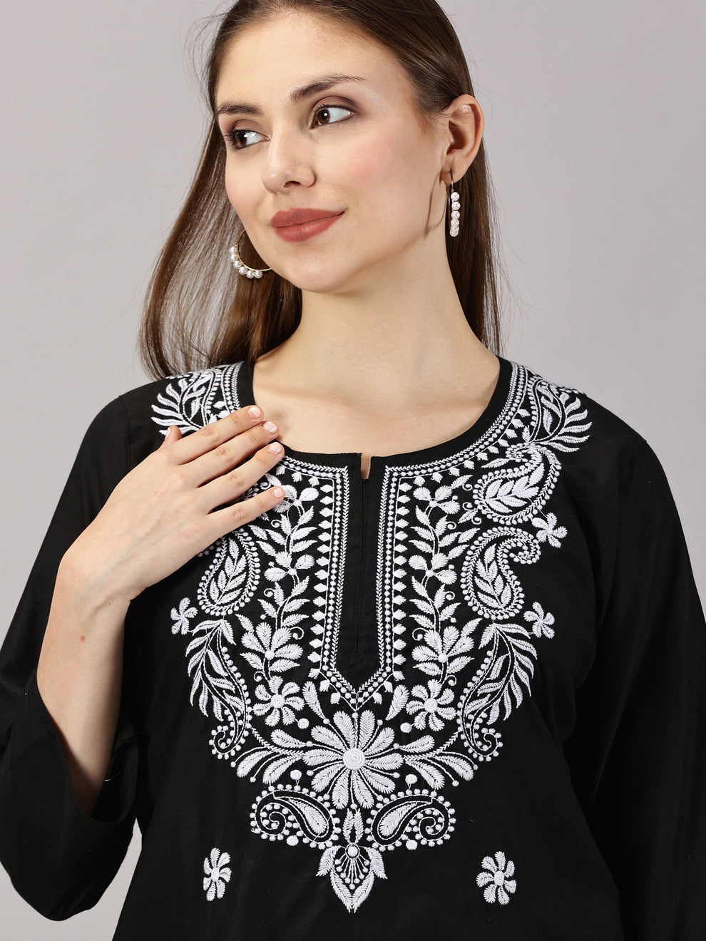 Chikankari Soft Cotton Kurti with Stretchable Lycra Pant Set – Comfortable & Stylish for All Occasions
