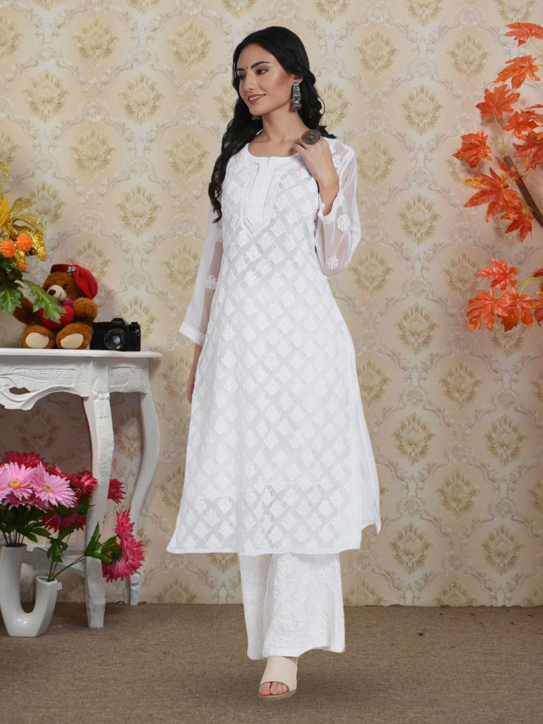 Chiffon Georgette White Chikankari Booti Jaal Kurti With Matching Cotton Inner