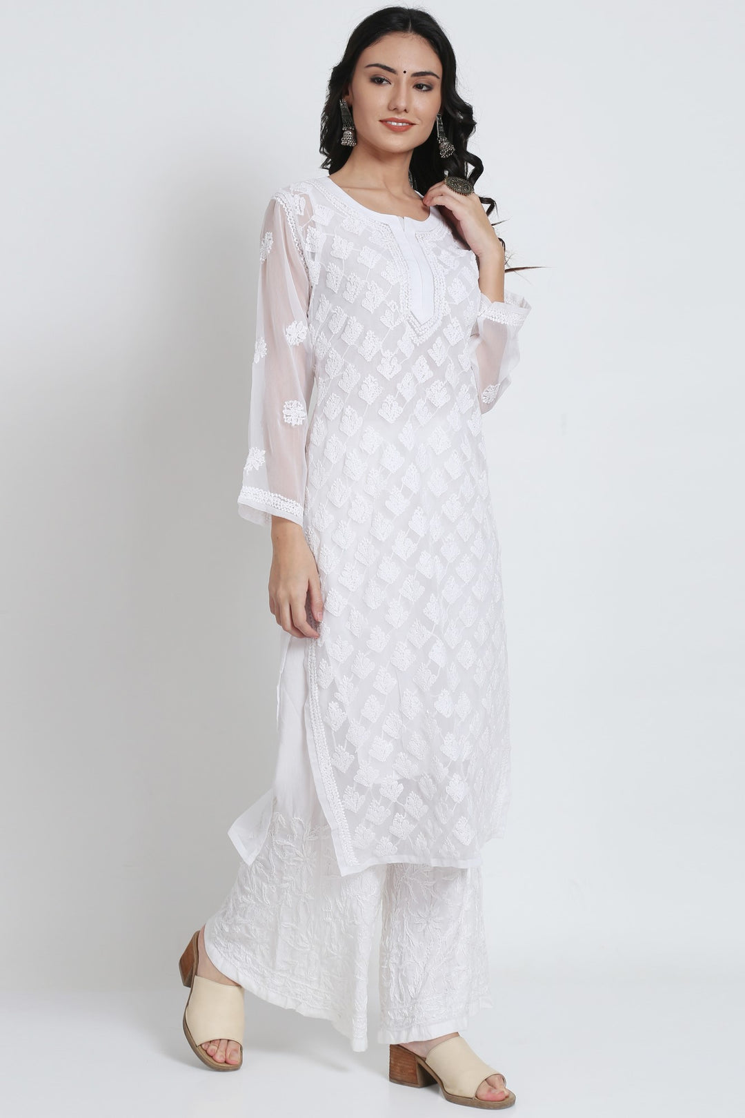 Chiffon Georgette White Chikankari Booti Jaal Kurti With Matching Cotton Inner