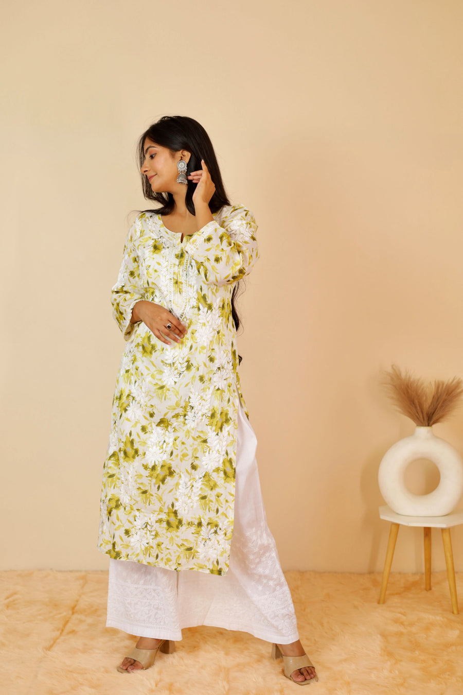 Women's Super Comfy Pure Mulmul Floral Print Lucknowi Chikankari Straight Long Kurti