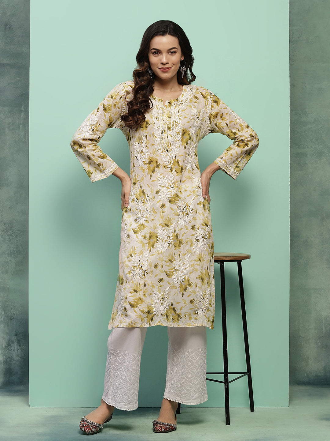Hania Super Comfy Pure Mulmul Floral Print Chikankari Straight Long Kurti