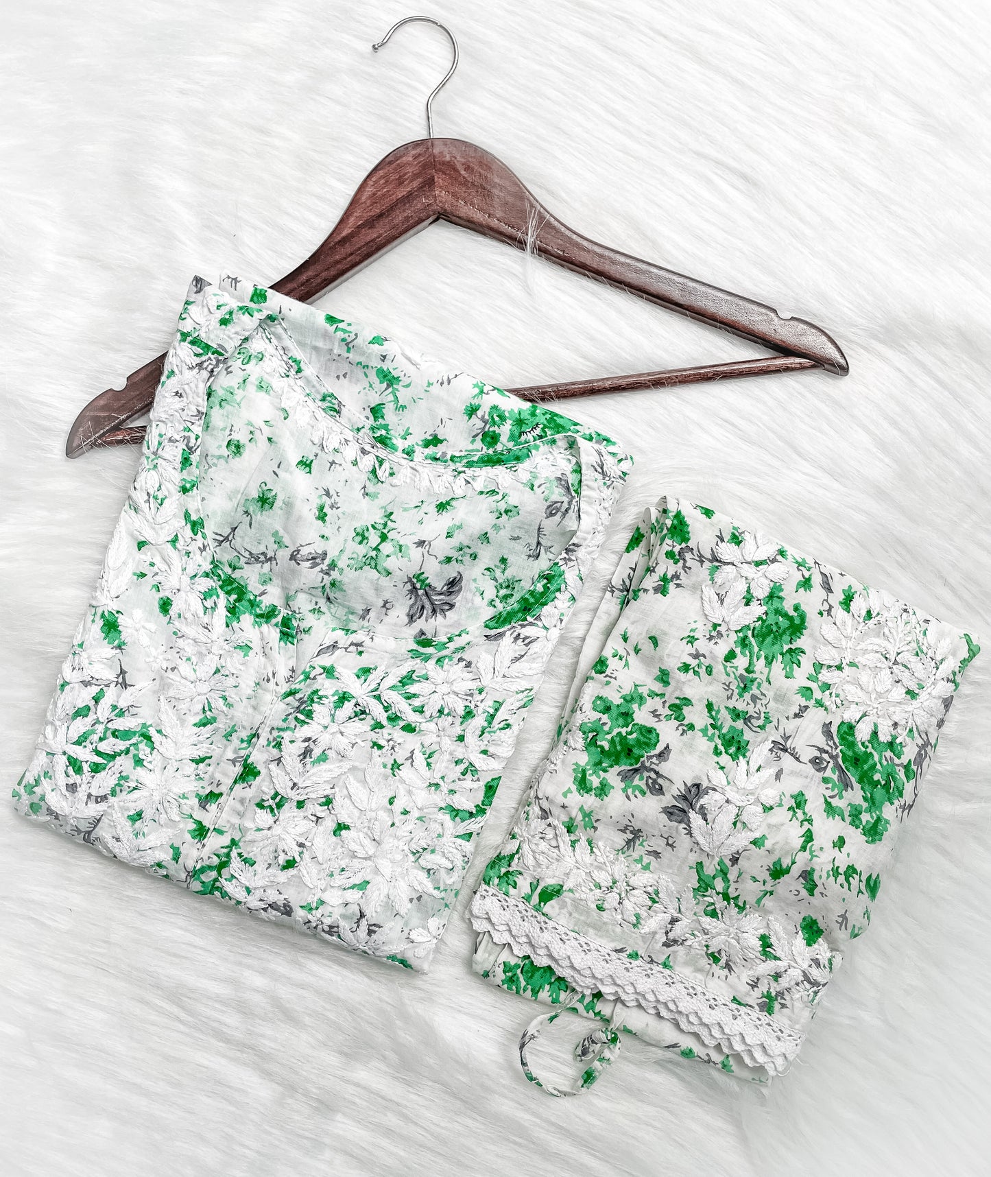 Chikankari Hand Embroidery White Base Mulmul Floral Print Kurti & Palazzo Set For Women