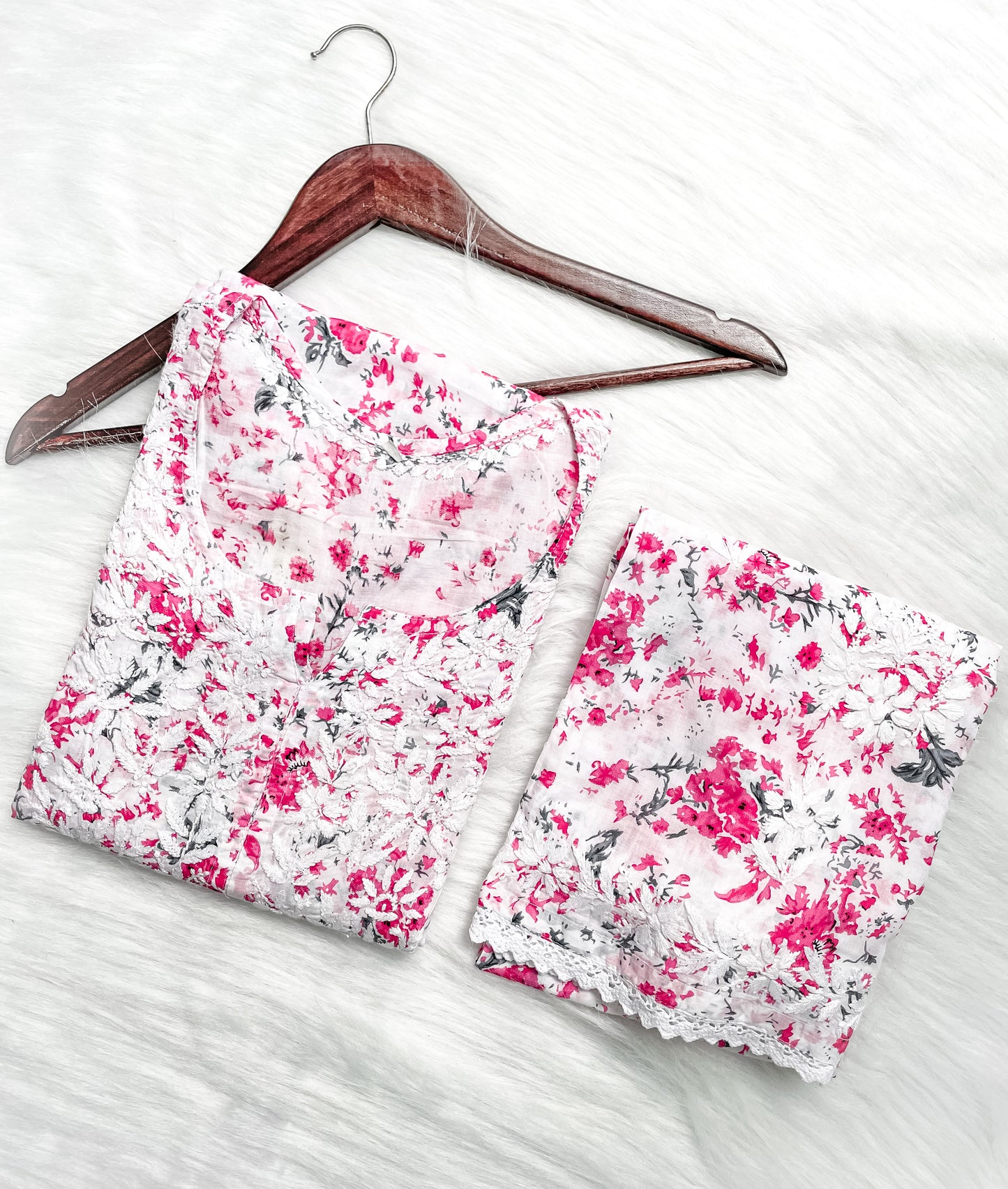 Chikankari Hand Embroidery White Base Mulmul Floral Print Kurti & Palazzo Set For Women