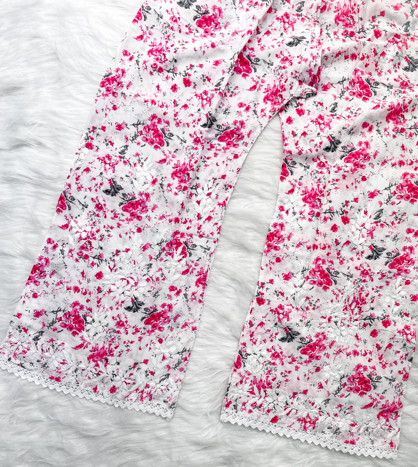 Chikankari Hand Embroidery White Base Mulmul Floral Print Kurti & Palazzo Set For Women