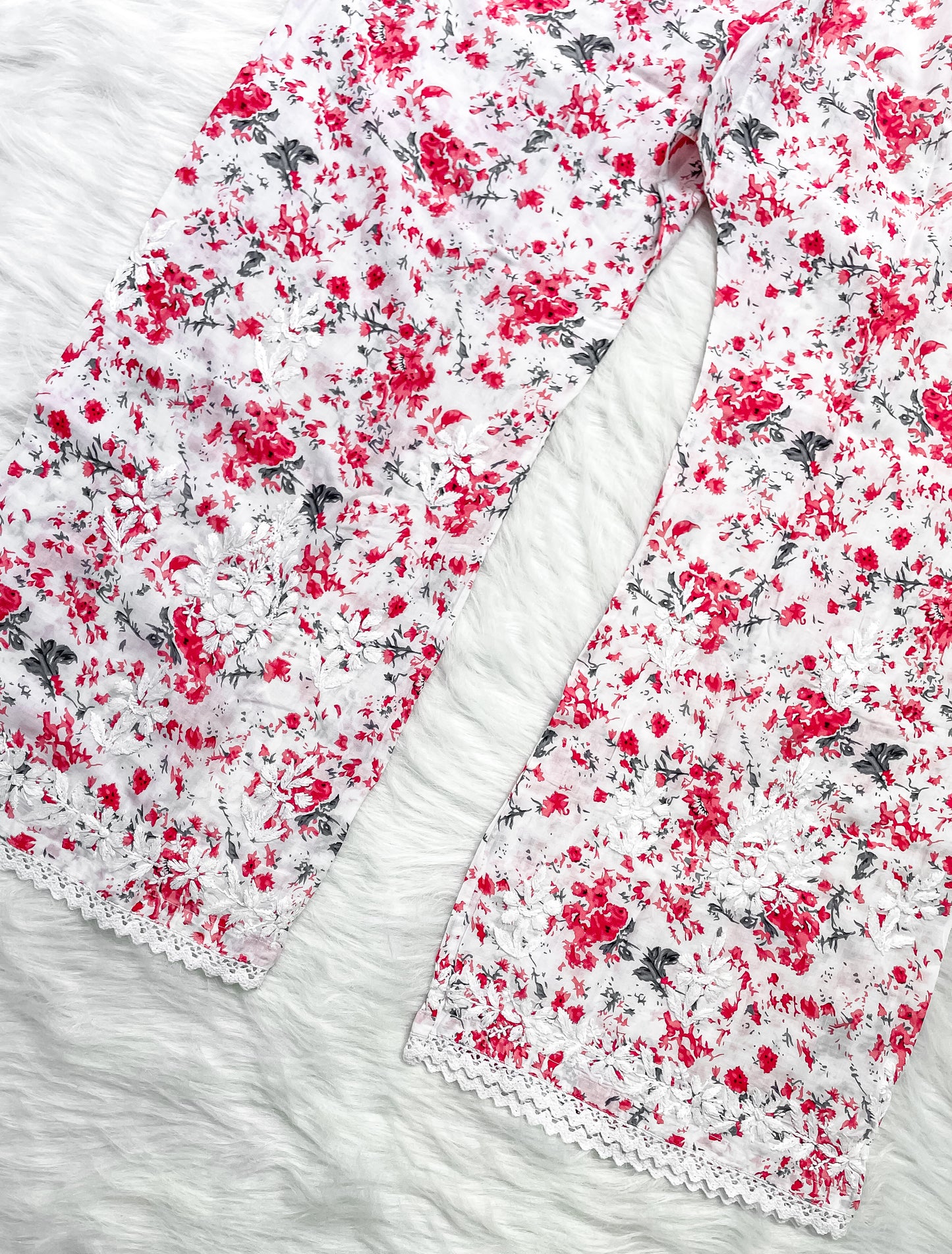 Chikankari Hand Embroidery White Base Mulmul Floral Print Kurti & Palazzo Set For Women