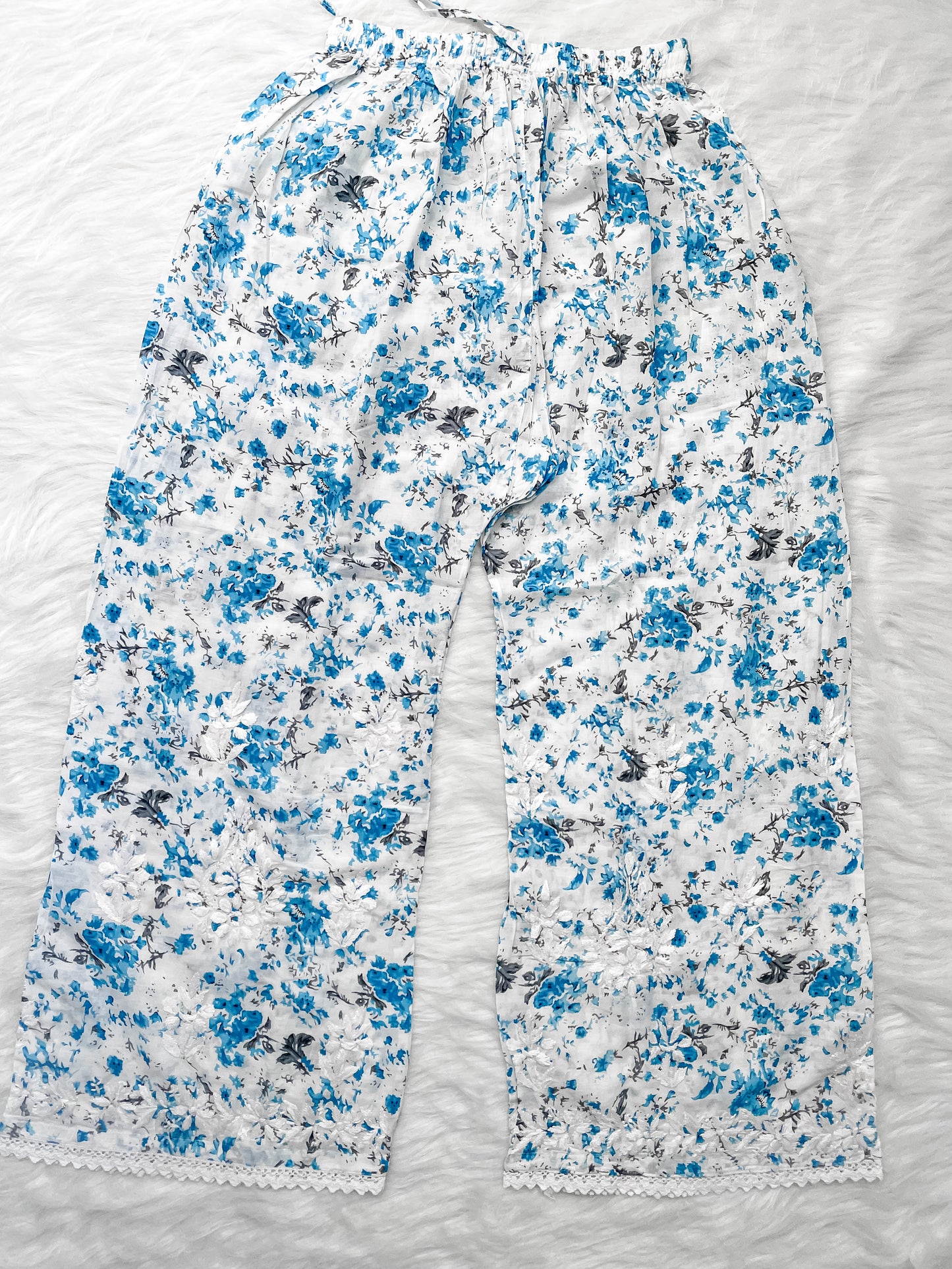 Chikankari Hand Embroidery White Base Mulmul Floral Print Kurti & Palazzo Set For Women