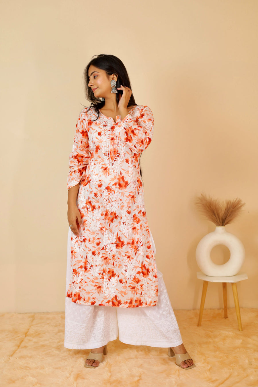 Samina Super Comfy Pure Mulmul Floral Print Lucknowi Chikankari Straight Long Kurti