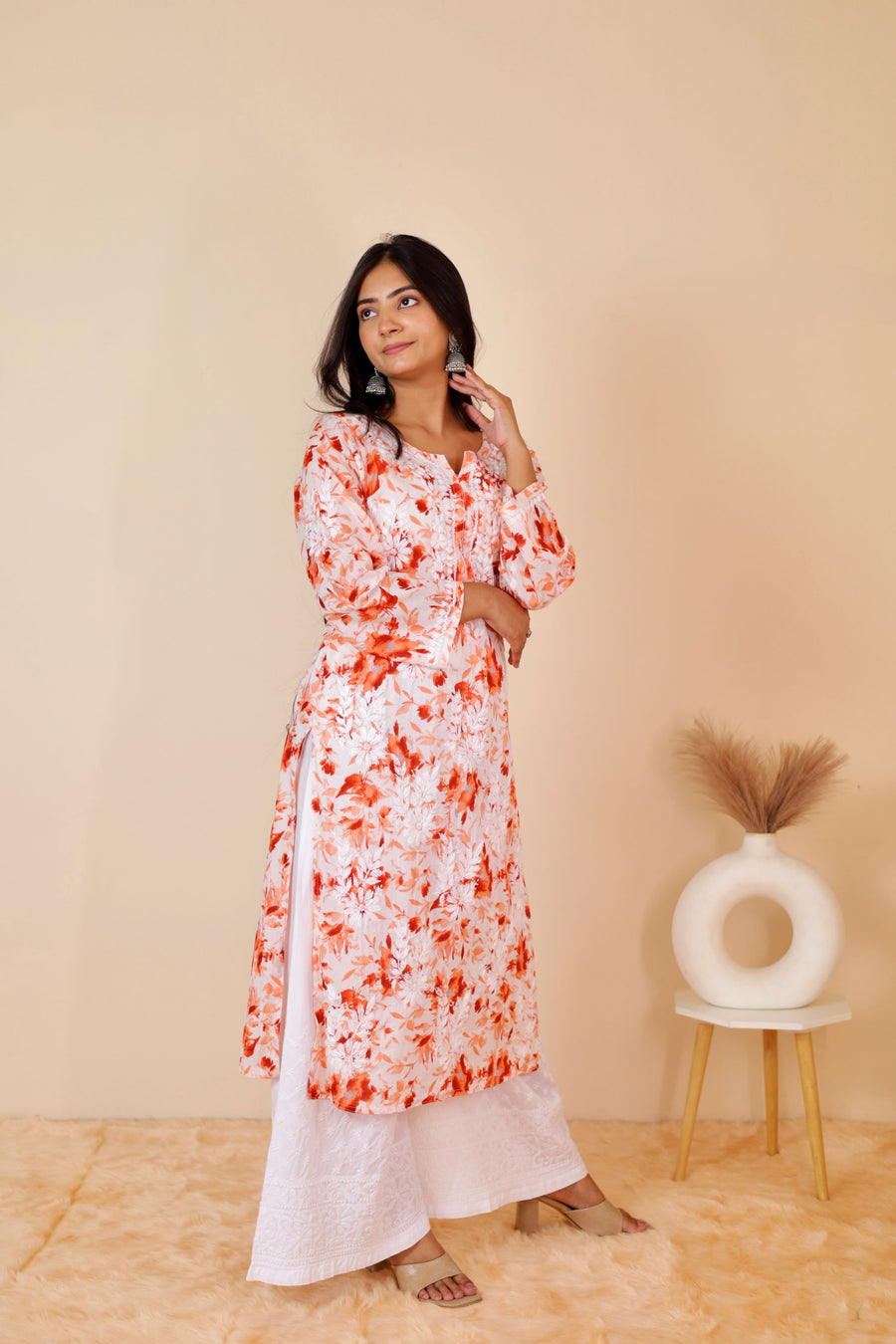 Samina Super Comfy Pure Mulmul Floral Print Lucknowi Chikankari Straight Long Kurti