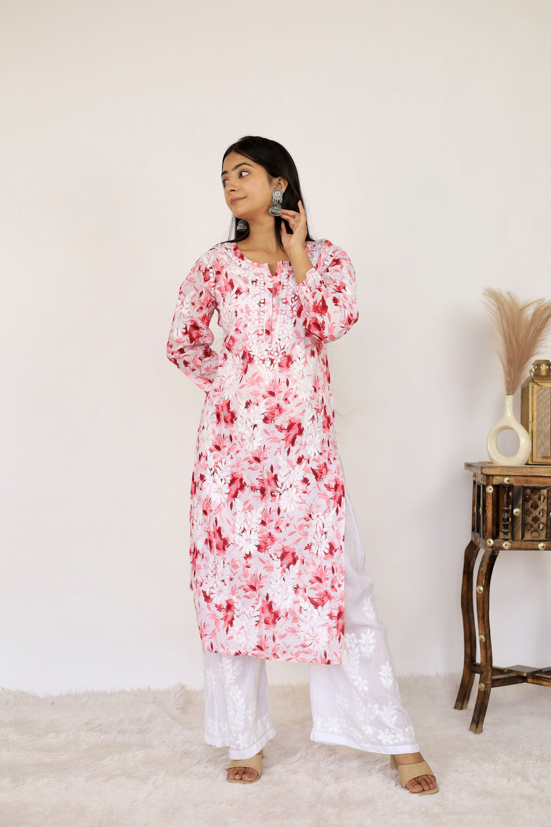 Women's Super Comfy Pure Mulmul Floral Print Lucknowi Chikankari Straight Long Kurti