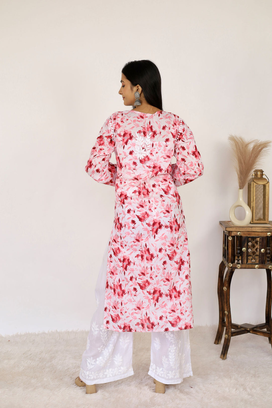 Women's Super Comfy Pure Mulmul Floral Print Lucknowi Chikankari Straight Long Kurti