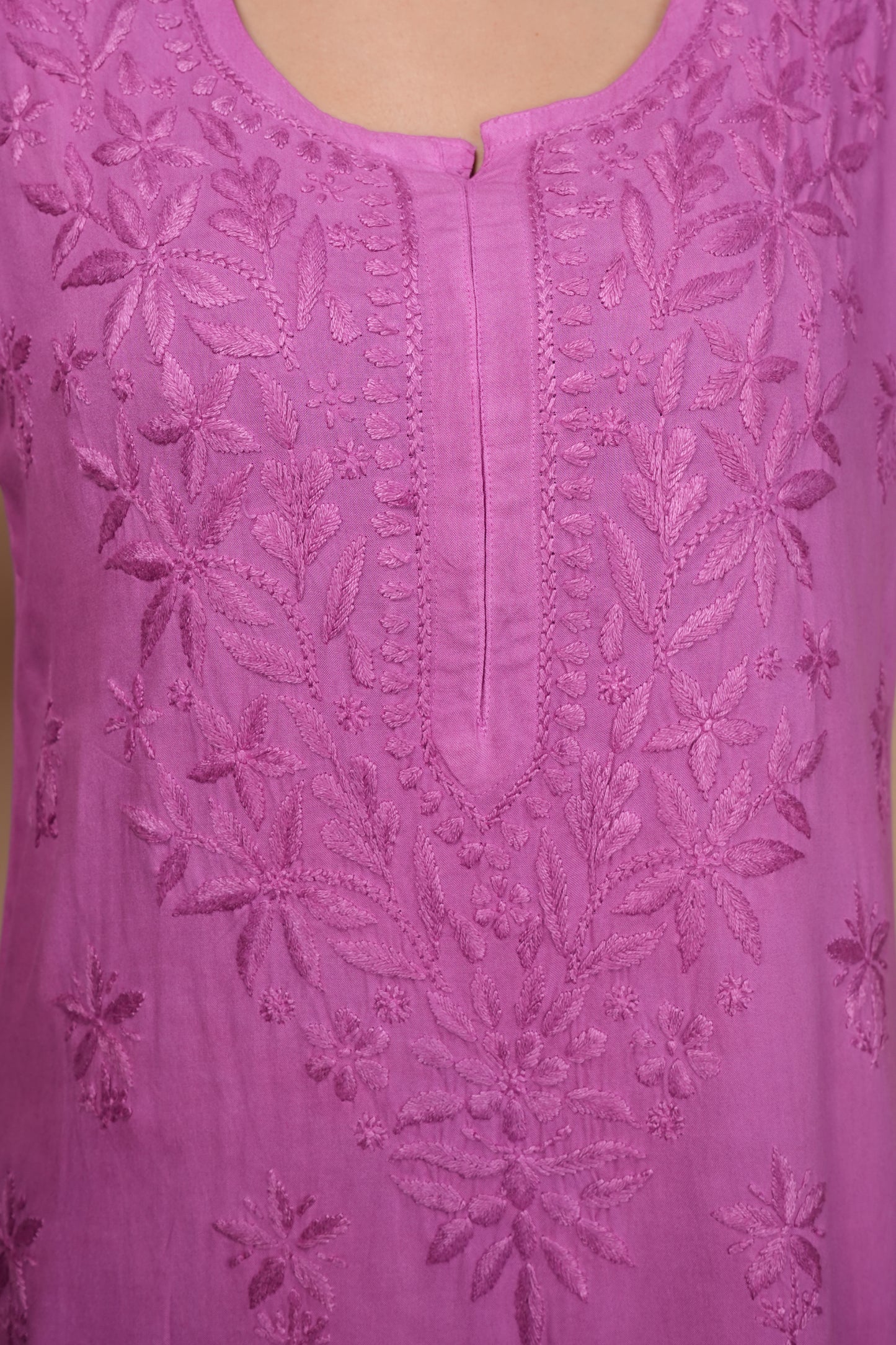 Women's Exclusive Dyed Straight Rayon Lucknowi Chikankari Kurti & Palazzo Set.