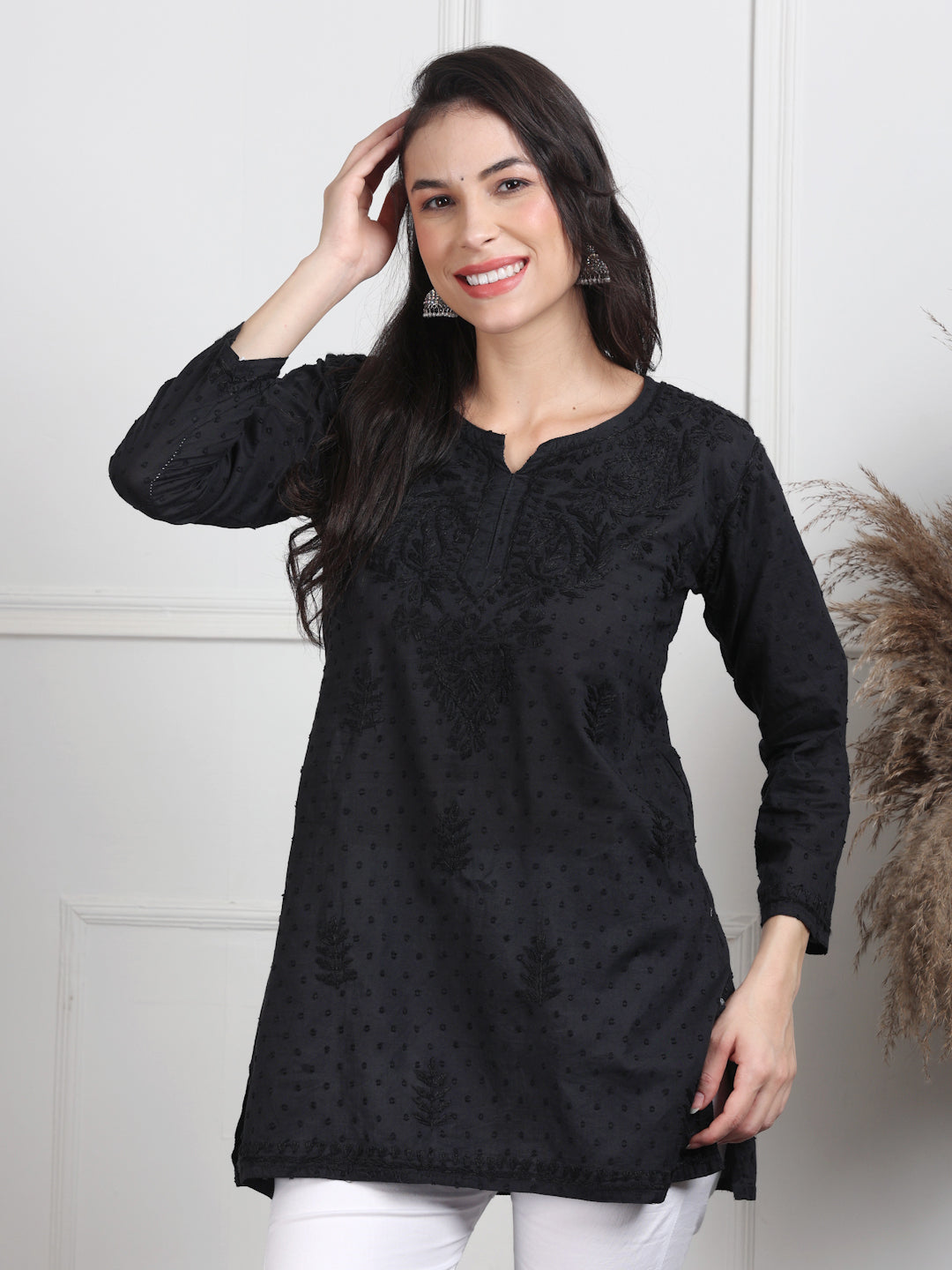 Black Nuzhat Dyed Short Cotton Top/Kurti