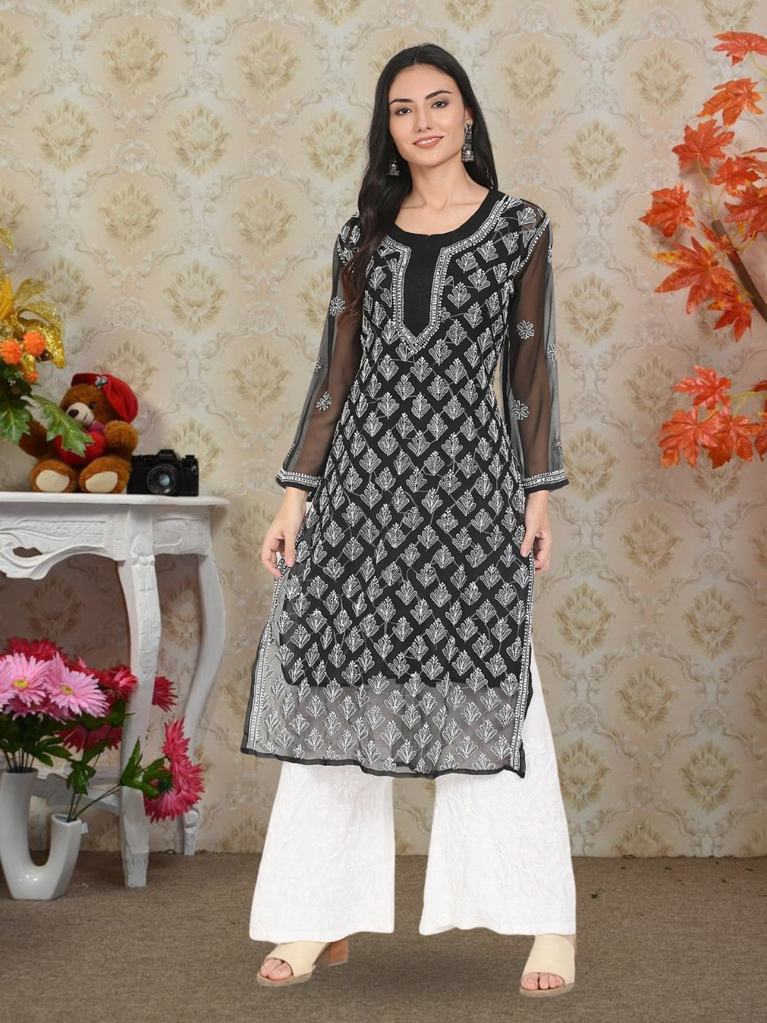 Black Marjan Georgette Booti Jaal Kurti & Inner