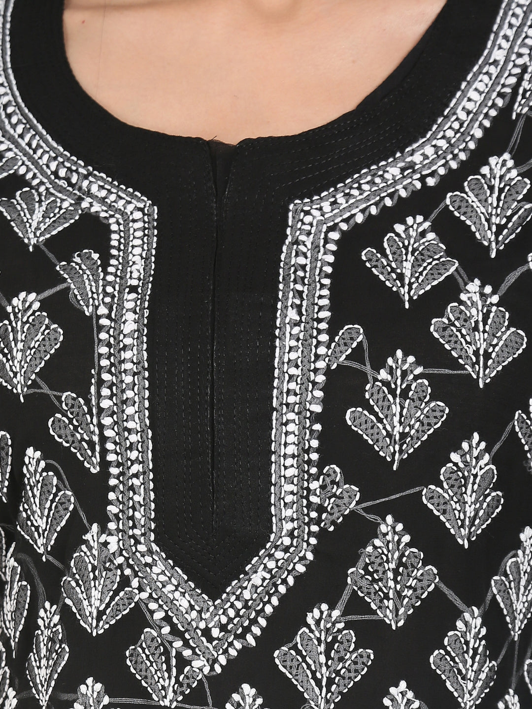 Black Marjan Georgette Booti Jaal Kurti & Inner