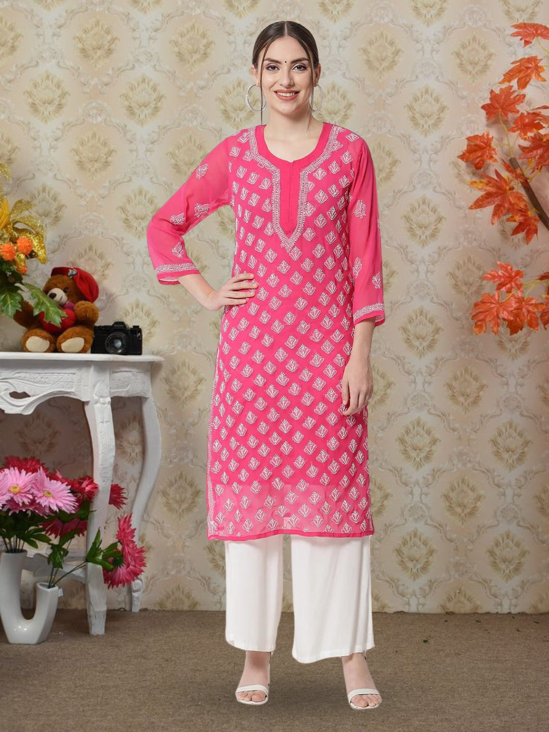 Magenta Marjan Georgette Booti Jaal Kurti & Inner