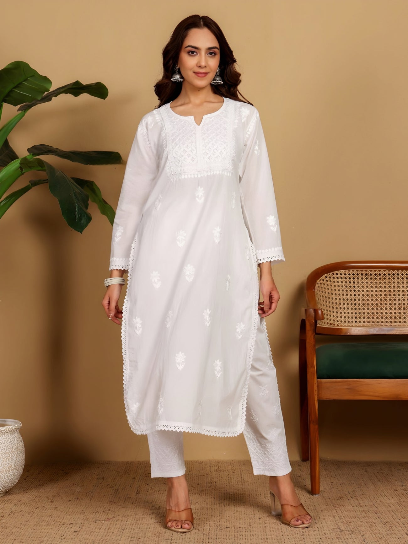 White Zawiya Dyed Regular Size Mulmul Cotton Chikankari Kurti with Lace Detailing – Perfect for Every Occasions, malabis.in