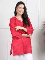 Magenta Nuzhat Dyed Short Cotton Top/Kurti