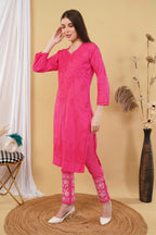 Magenta Shifa Dyed Cotton Kurti & Lycra Pant Set