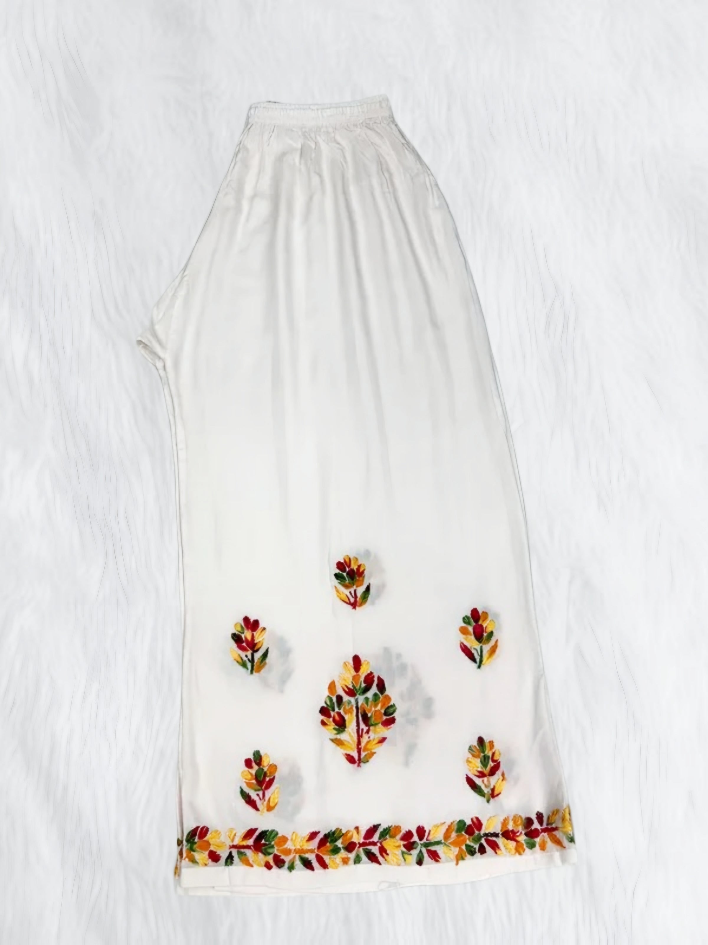 White Mannta rayon set