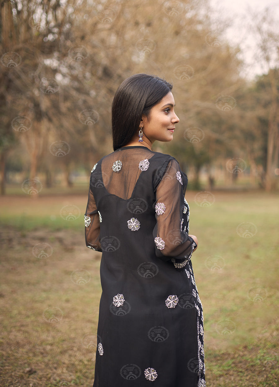 Hadia Georgette Chikankari Straight Kurti With Real Pasted Mirror Work & Matching Cotton Inner